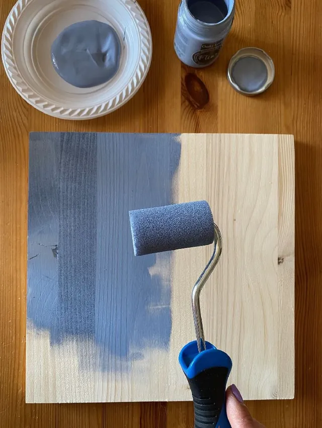 Dipingere la tavola - Immagine dell'autrice
