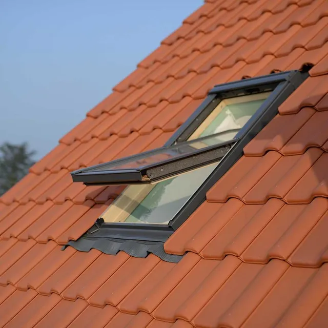 Velux e finestre per tetti - shutterstock foto di Sven Boettcher