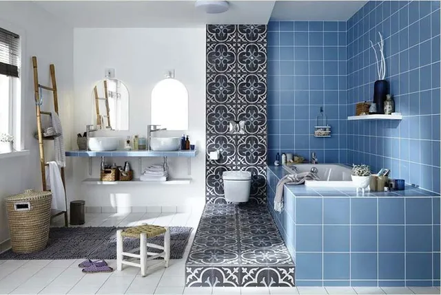 Bastano pochi e semplici interventi, per trasformare un bagno fuori moda! – foto Leroy Merlin.fr