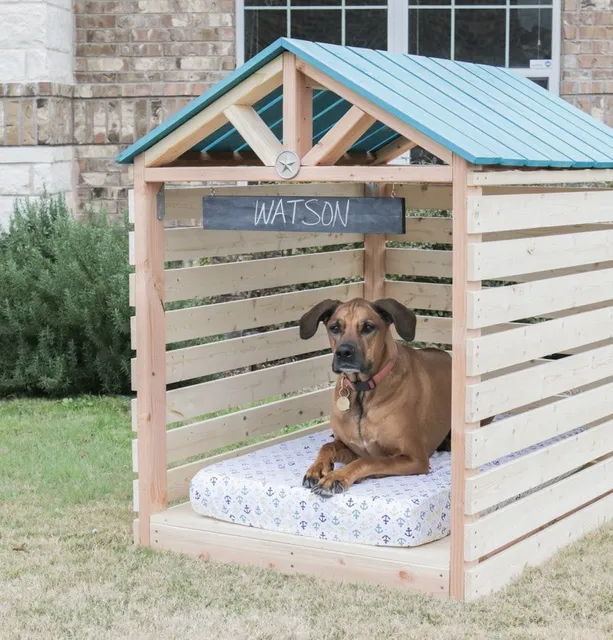 Cucce per cani da esterno: come crearne una in legno 
