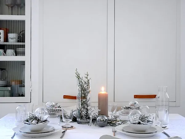 La tavola di Natale in stile Artic