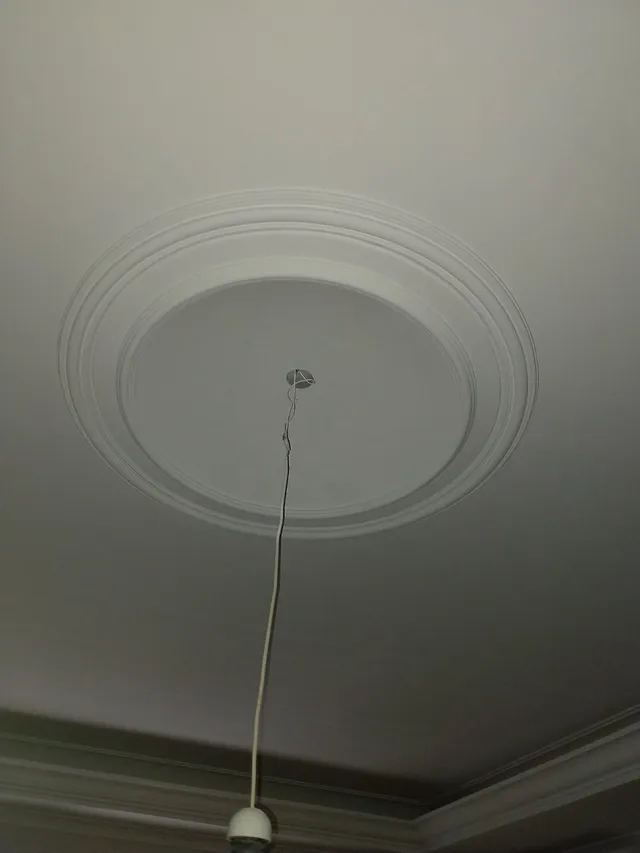 Buongiorno, vorrei installare un lampadario al mio soffitto