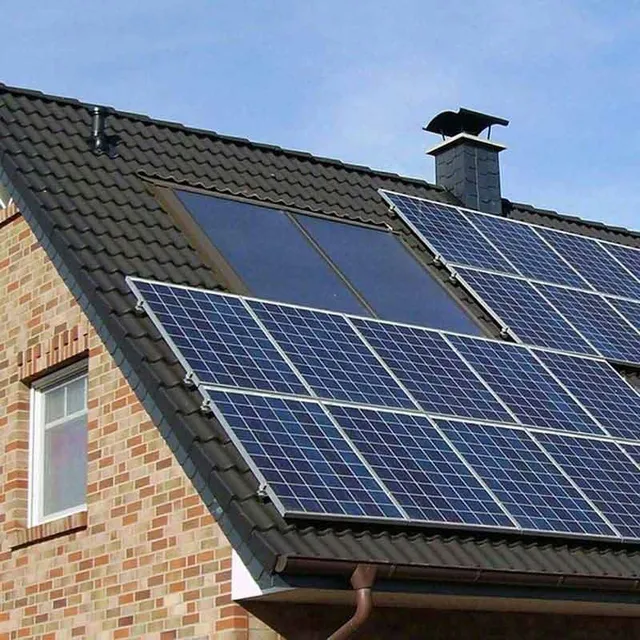 Pannelli solari installati in copertura - Credits: www.pixabay.com