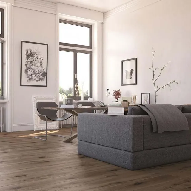 Un pavimento caldo come il legno, perfetto per ambienti moderni e raffinati – foto Leroy Merlin