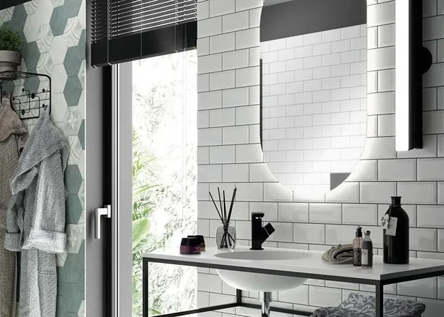 Illuminazione da bagno in stile minimal ed essenziale - Leroy Merlin