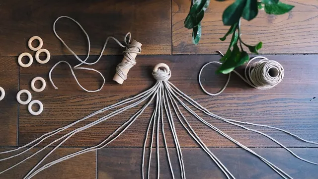 Step 3: fare un nodo ben stretto e poi dividere i fili