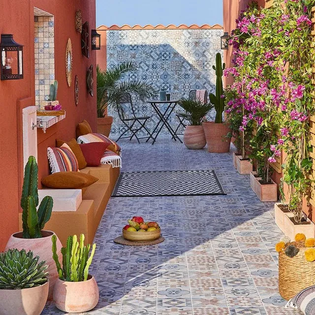 Arredare il terrazzo con colori solari- Ispirazione Leroy Merlin