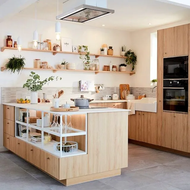 Personalizza la cucina moderna con le mensole a vista - Idea Leroy Merlin