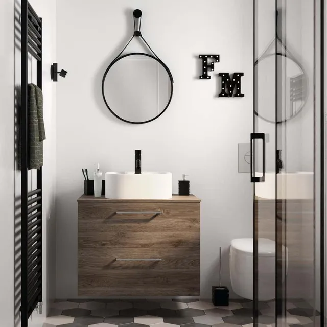 Gli accessori di un bagno elegante e semplice giocano sui contrasti - Idea Leroy Merlin